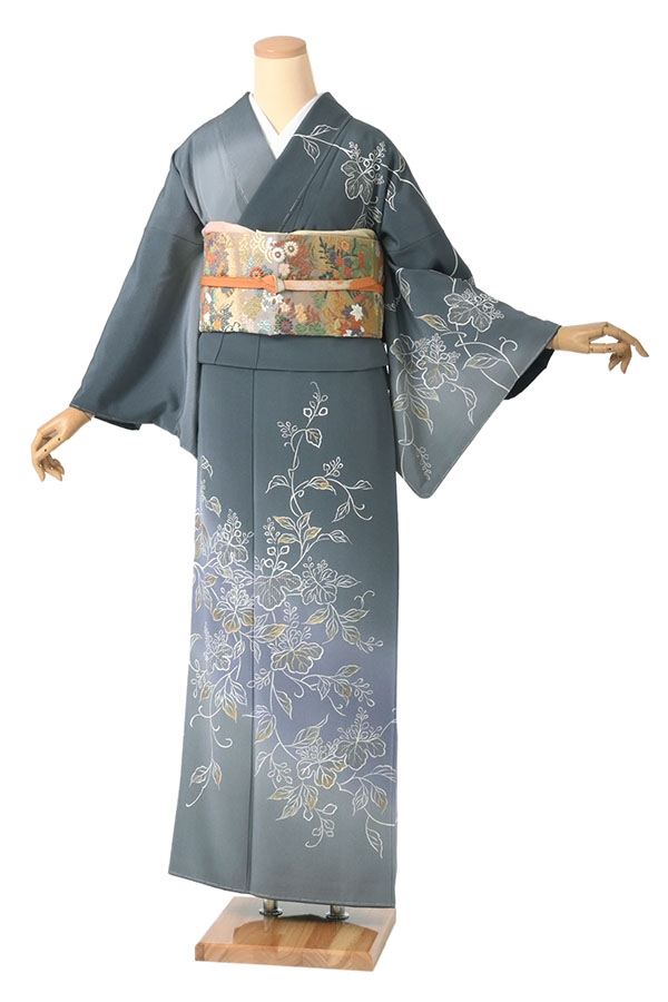 グリーン ドット柄　着物　 長襦袢【7/31まで着物類断捨離中】 グリーン ドット柄 着物 長襦袢【7/31まで着物類断捨離中