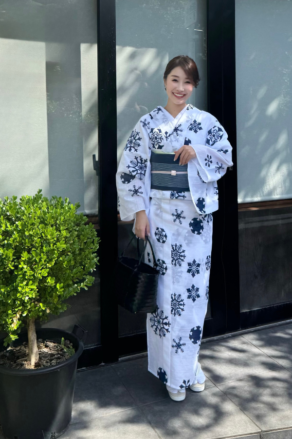 浴衣レンタル【竺仙】 雪の結晶 綿絽白地／紺 y004｜京都きもの
